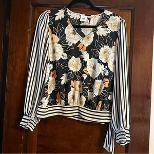 Women’s Cabi Blouse 🖤🧡